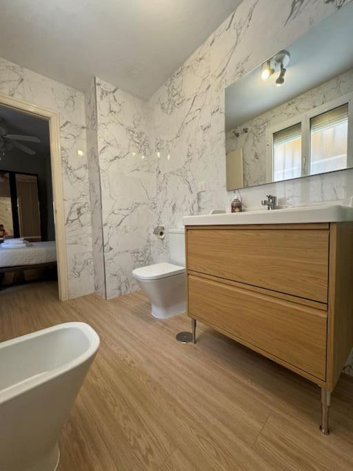 Apartamento En San Bernardo, El Barrio Torero Sevilha Exterior foto
