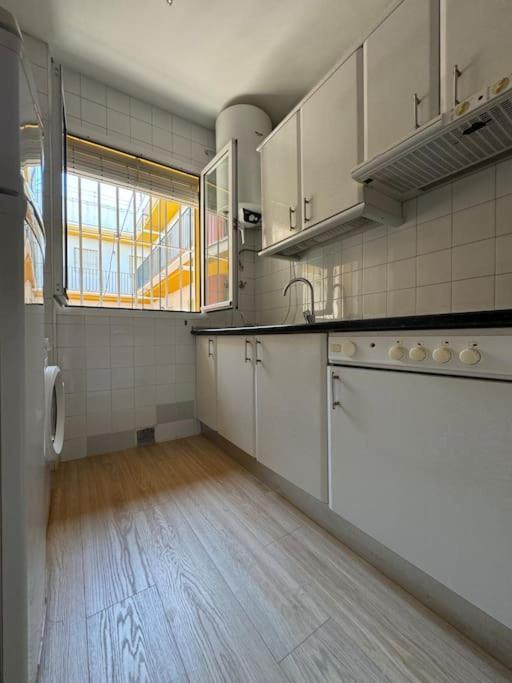 Apartamento En San Bernardo, El Barrio Torero Sevilha Exterior foto